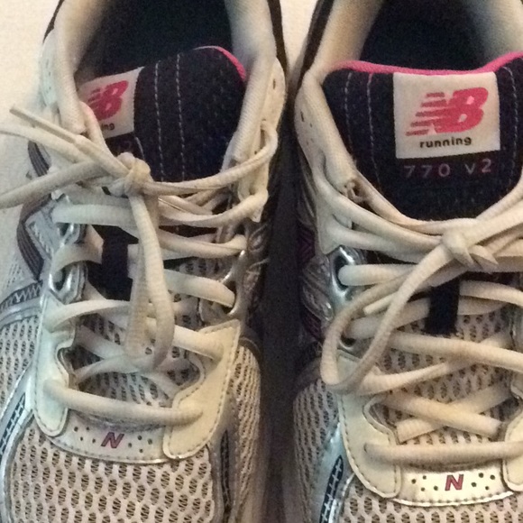 new balance 770 v2 womens